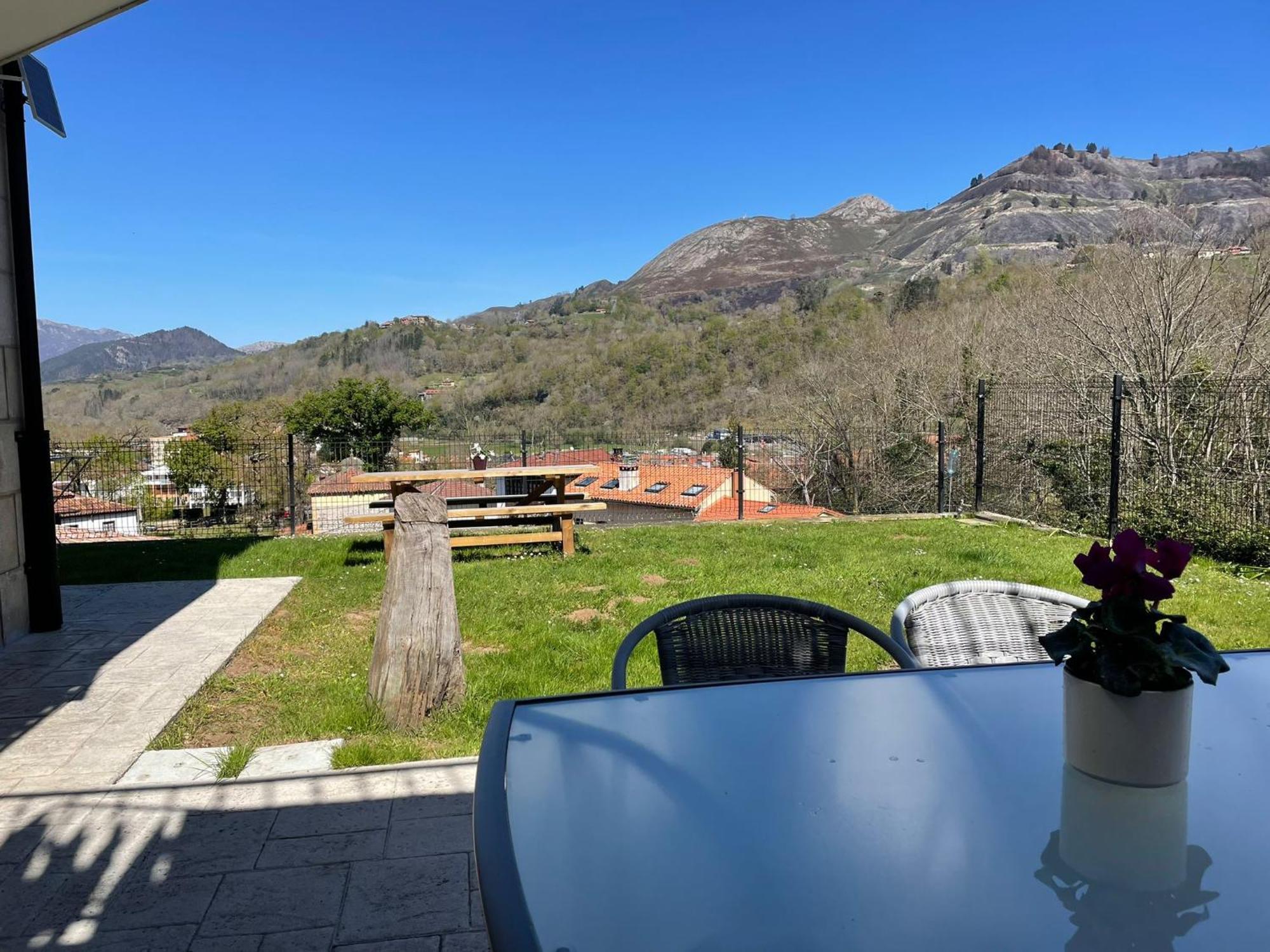 Apartamento Cangas Relax Onís Buitenkant foto